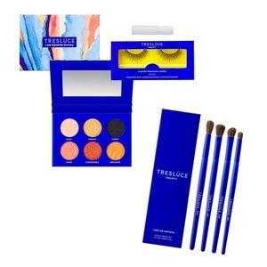 TRESLÜCE BEAUTY- I Am Siempre Divina Set with bonus brush’s. NWT